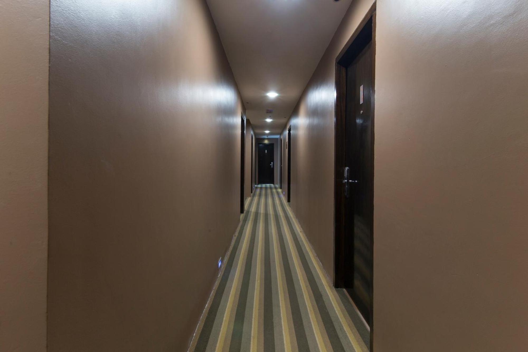Oyo 90894 Hotel Smc I-City Shah Alam Eksteriør billede