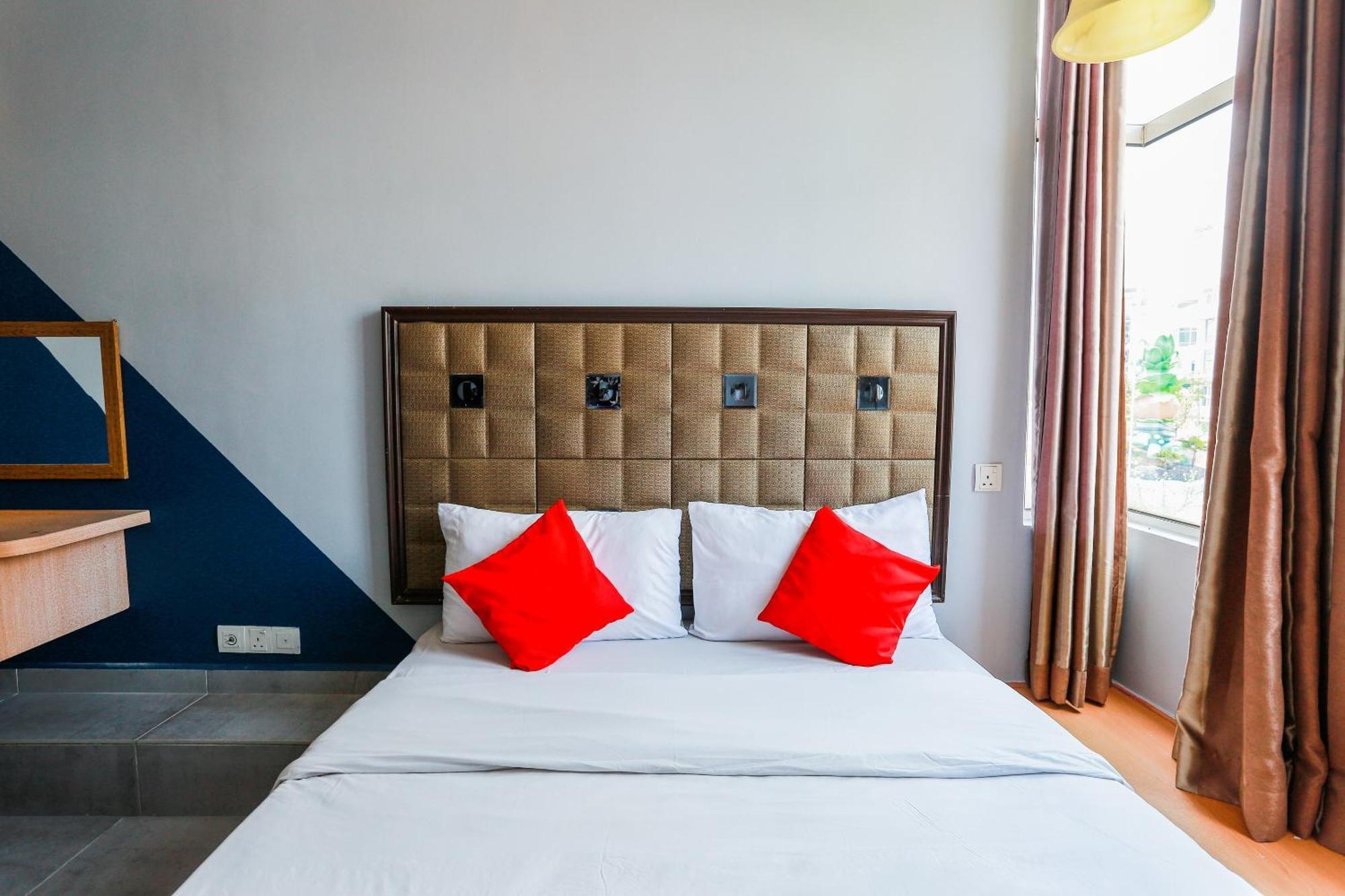Oyo 90894 Hotel Smc I-City Shah Alam Eksteriør billede